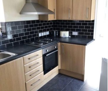 4 bedroom house share to rent - Photo 2