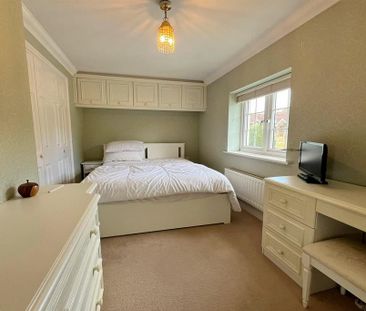 3 bedroom terraced house to rent - Photo 5