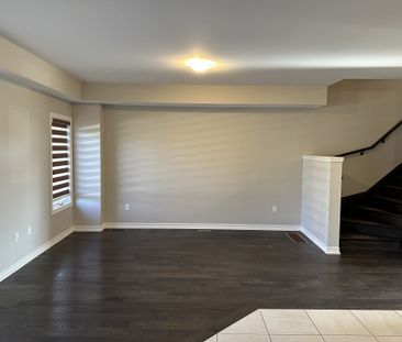 For Lease - 102 Jewel Street, Blue Mountains, Ontario - Photo 2