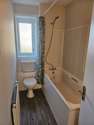 1 Bed Flat, Craigievar Place, AB10 - Photo 5