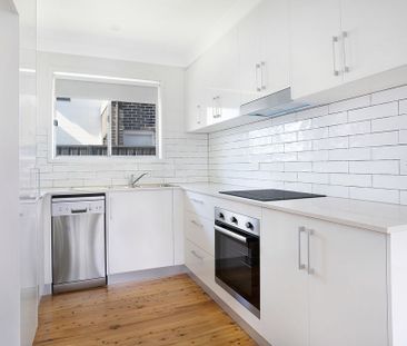 Great Location - Photo 2