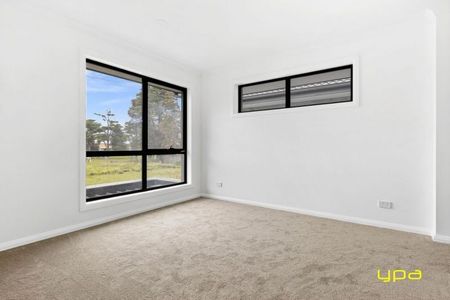 Brand New Charming Family Home in Notting Hill - Photo 5