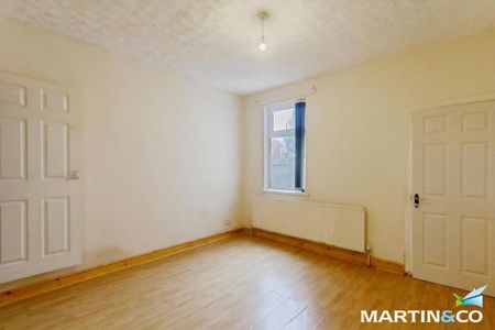 3 bedroom terraced house to rent - Photo 4