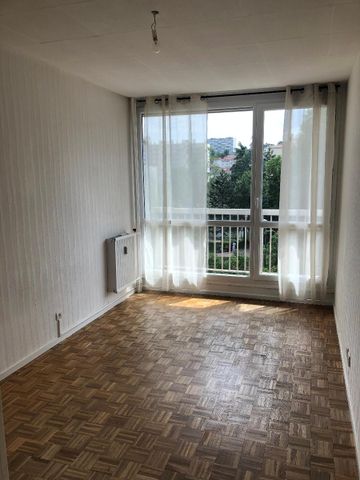 Location Appartement 2 pièces 52m² ST ETIENNE 42100 - Photo 4