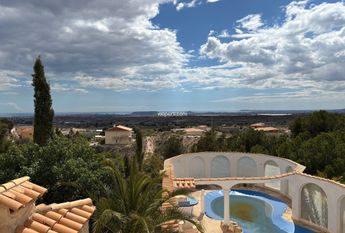 Luxury Villa in Muchamiel, for rent