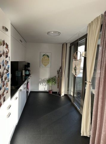 APPARTEMENT DE 21/2 PIÈCES À ZURICH - QUARTIER 12, MEUBLÉ, TEMPORAIRE - Foto 5