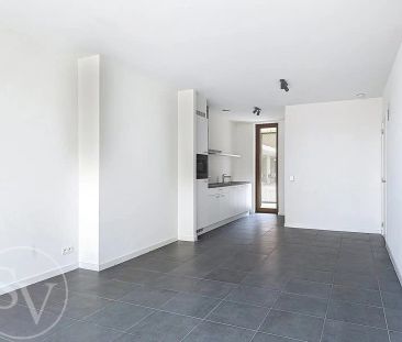 Nieuwbouw appartement, 1 slpk, terras en parking. - Foto 2