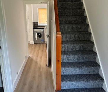 6 bedroom private hall to rent - Photo 4