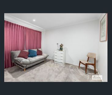 Spacious, Stylish & Exceptionally Versatile Family Living - Photo 3