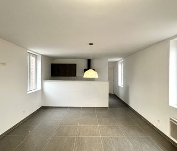 Location Appartement 2 pièces 61m² ROUBAIX 59100 - Photo 1