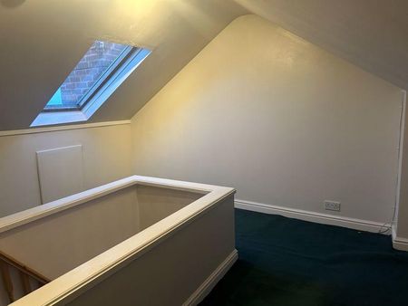 2 bedroom terraced house to rent - Photo 4
