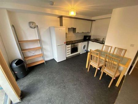 Trinity Court, Higher Cambridge Street, Hulme, Manchester, M15 - Photo 5