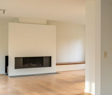 Charmante en ruime villa met tuin op wandelafstand van het dorpscen... - Foto 1