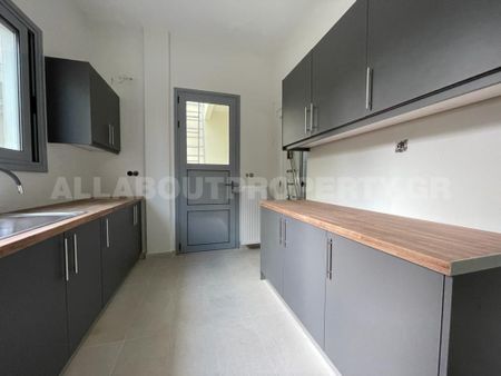 Μονοκατοικία 245 τ.μ. προς ενοικίαση - Photo 5