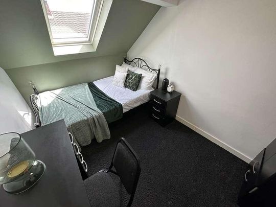 Empress Road, L7 - Photo 1