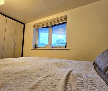 Room in a Shared Flat, Susan Constant Court, E14 - Photo 1