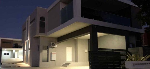 Beautiful Modern 2 bedroom and 2 bathroom apartment - TUART HILL - Photo 1