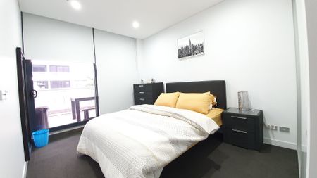 FURNISHED 3 BEDROOM APARTMENT WITH PARKING IN MASCOT CENTRAL - Photo 3