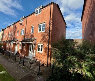 Wordsworth Avenue, Stratford-upon-Avon, CV37 - Photo 1