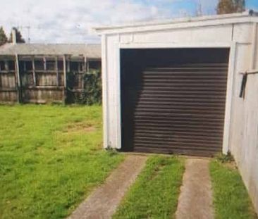 tokoroa 3 bedroom home - Photo 2