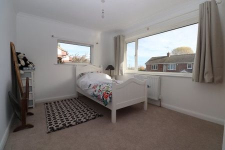 Colne View, CO16, Property for rent - Photo 4