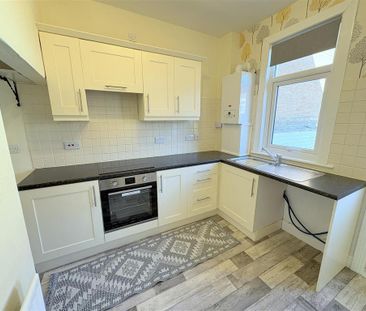 2 bedroom terraced house to rent - Photo 5