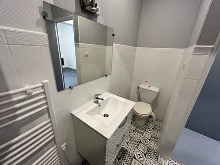 Location Appartement 1 pièce 22m² - Photo 2