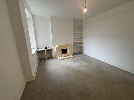 4 bedroom terraced house to rent - Photo 1