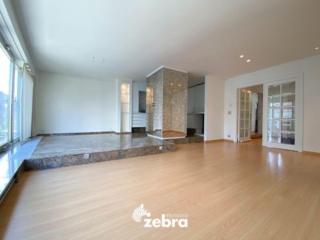 Instapklaar appartement met één slaapkamer op unieke locatie te Roeselare! - Photo 4