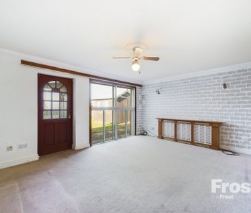 Maisie Webster Close, Stanwell,TW19 - Photo 6