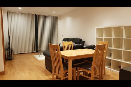 3 Bed Flat, Roach Road, E3 - Photo 3