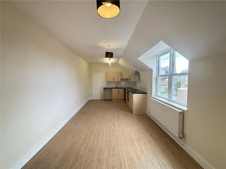 2 bedroom apartment to rent - Photo 2