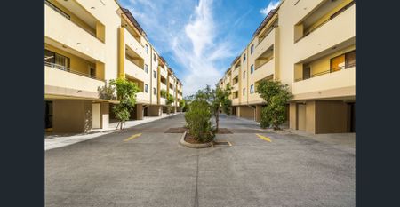 For Rent: Spacious Partially Furnished 2-Bedroom Unit in the heart of Forest Lake - Photo 4