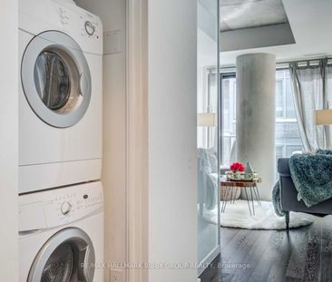 One Eleven Condos and Lofts , #1401 - Photo 2