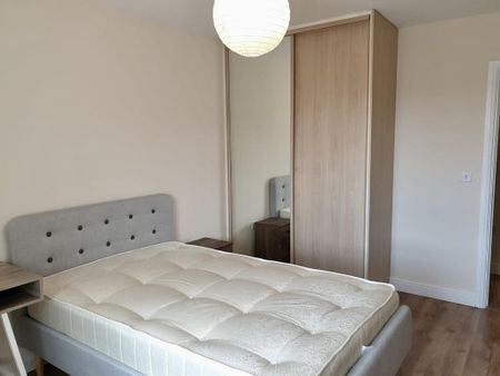 2 bedroom flat to rent - Photo 5