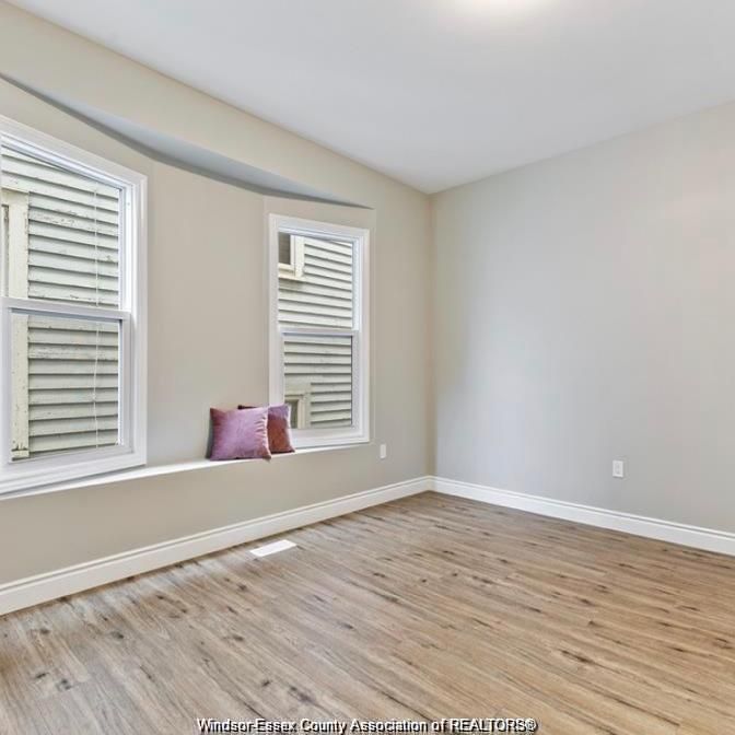 For Lease - 746 DOUGALL Avenue Unit# UPPER, Windsor, Ontario - Photo 1