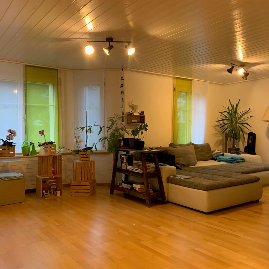 Sonnige, modern ausgebaute Wohnung Nähe Bahnhof - Foto 1