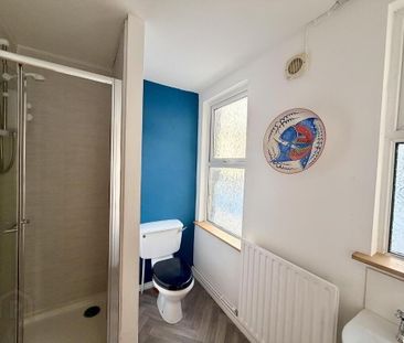 Flat 2, 3 Princetown Terrace, Bangor, BT20 3BE - Photo 4