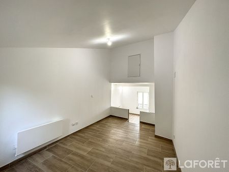 House - Photo 3