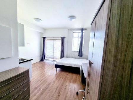 Studio to rent - Photo 4