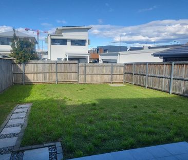 Oran Park - Photo 2