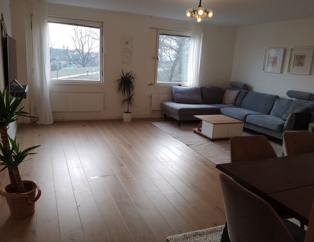 Tulegatan, Stockholm - Photo 1