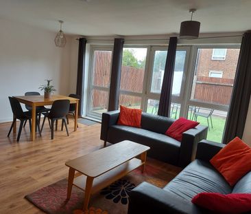 Room in a Shared House, Yaldham House, SE1 - Photo 1