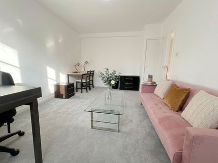 Flat 56, Langford Court, London, NW8 9DN - Photo 2