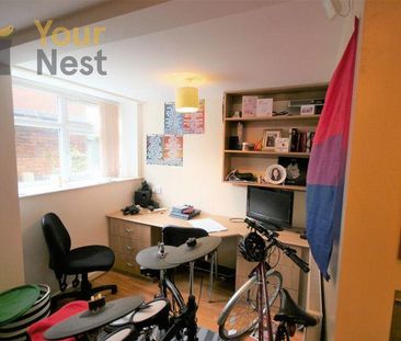 4 bedroom ground floor flat to rent - Photo 6