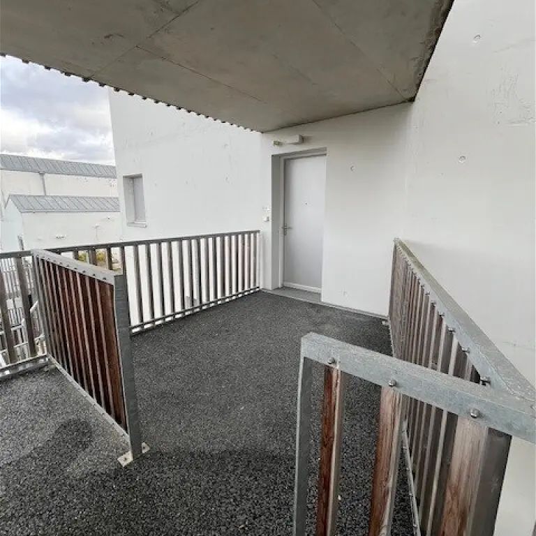 Location appartement 3 pièces - 65m² à Nantes (44200) - Photo 1