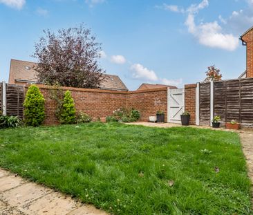 3 bedroom semi-detached house to rent - Photo 2