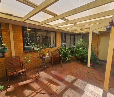 11 Edwards Green, Floreat. - Photo 5