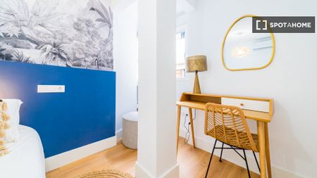 valencia, Valencian Community 46011 - Photo 4