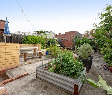 2/122 Hodgkinson Street, Clifton Hill VIC 3068 - Photo 6